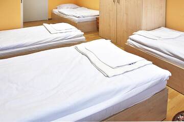 Фото номера Классический четырехместный номер Отель Ekohotel Wiktoria г. Констанцин-Езёрна 4